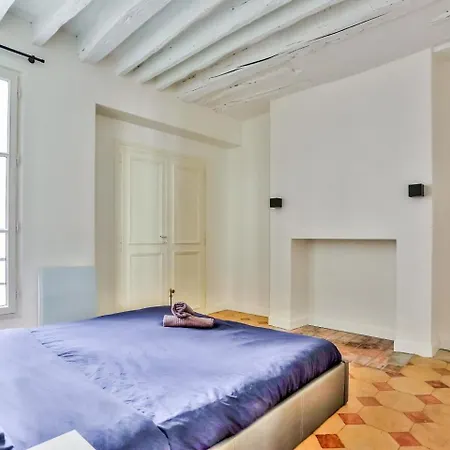 Superbe Bon Marche Saint Germain Free Netflix דירה